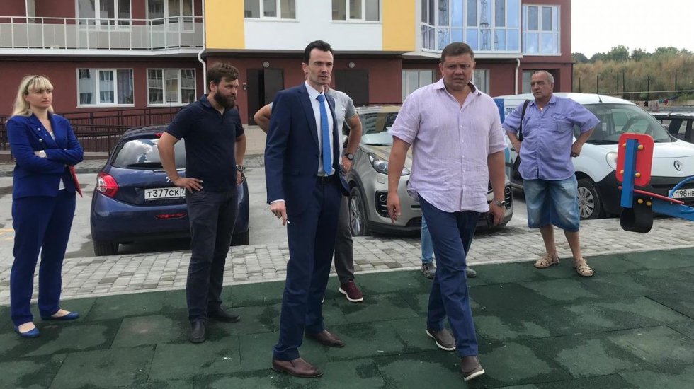 Евгений Кабанов: Крымчане, нуждающиеся в улучшении жилищных условий, планомерно празднуют новоселье в своих квартирах