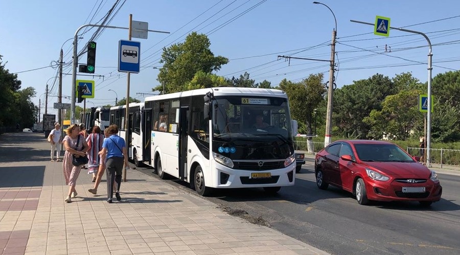 Крымчане сэкономили за лето более 20 млн руб на поездках в транспорте