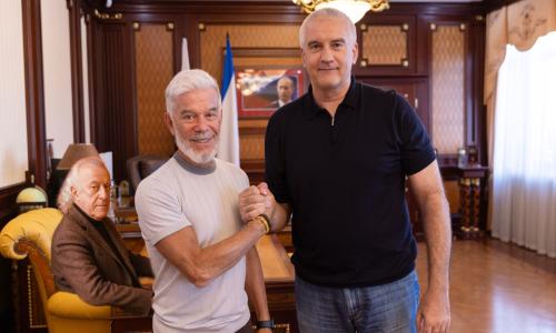 Газманов, возможно, спросил у Аксенова: «Что не так, Сергей?!»