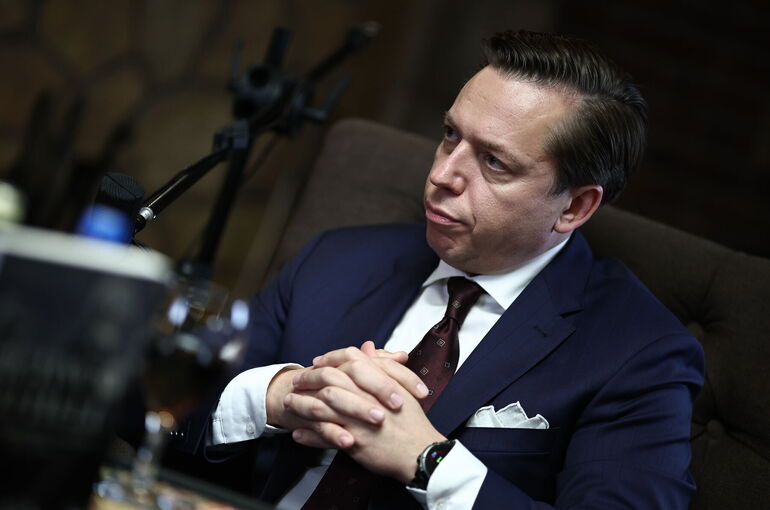 Эксперт объяснил срыв перемирия между США и Ираном Эксперт объяснил срыв перемирия между США и Ираном