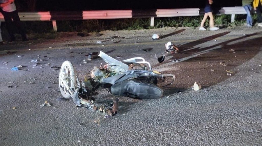 Два человека погибли при лобовом столкновении мотоцикла с мопедом в Крыму