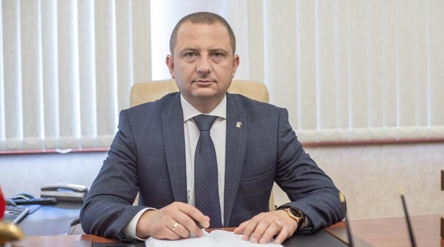Главой мининформа Крыма официально назначен Куршутов