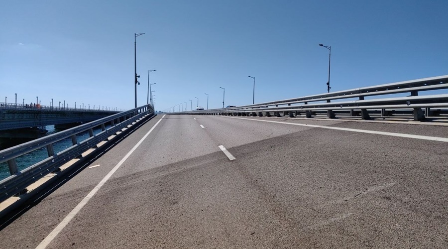Работы по восстановлению Крымского моста идут по графику – вице-премьер РФ