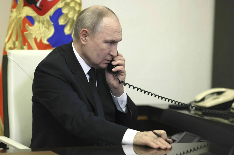 Reuters: Телефонный разговор Путина и Трампа начался Reuters: Телефонный разговор Путина и Трампа начался
