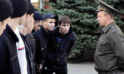 К задержанным в Крыму крымским татарам пришел военком