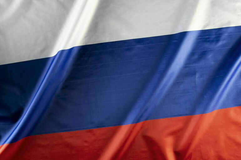 Глава Пентагона пришел на встречу с Зеленским в галстуке в цветах российского флага Глава Пентагона пришел на встречу с Зеленским в галстуке в цветах российского флага