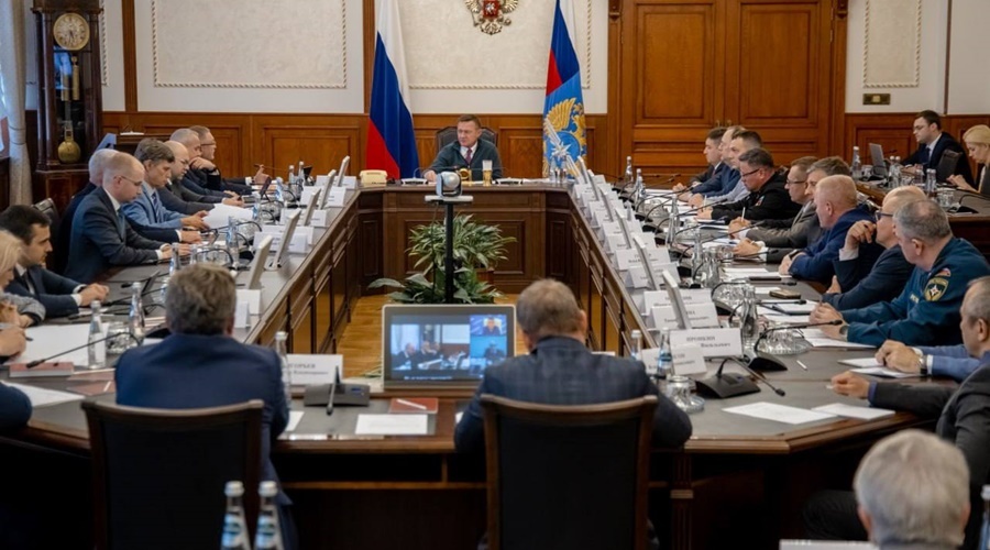 Кабмин выделил еще 7,5 млрд руб на ликвидацию последствий разлива мазута в Керченском проливе Кабмин выделил еще 7,5 млрд руб на ликвидацию последствий разлива мазута в Керченском проливе