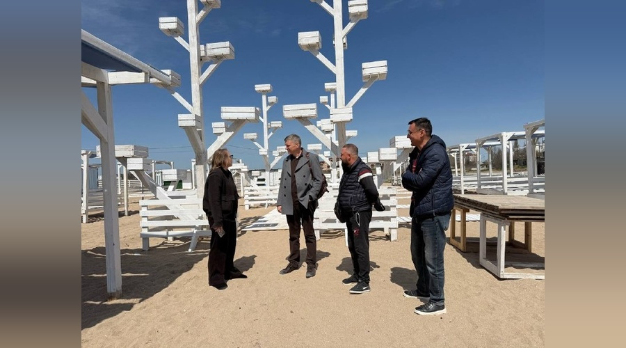 Администрация Евпатории проверяет готовность пляжных территорий Администрация Евпатории проверяет готовность пляжных территорий