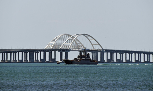 Подъезжая к Крымскому мосту никогда не знаешь, что тебя ждет