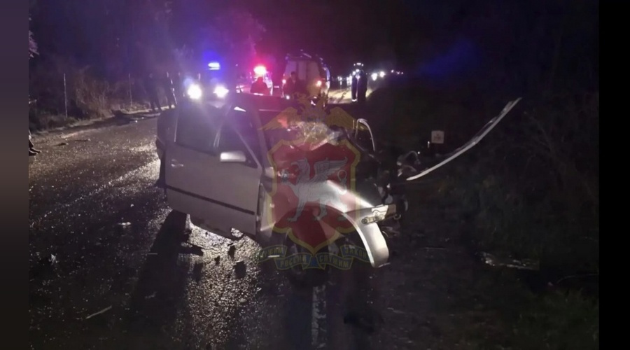 На трассе «Грушевка - Судак» в ночной аварии погиб водитель легкового автомобиля На трассе «Грушевка - Судак» в ночной аварии погиб водитель легкового автомобиля