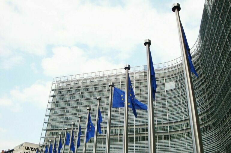 Times: Европа планируют разместить на Украине более 10 тысяч миротворцев Times: Европа планируют разместить на Украине более 10 тысяч миротворцев