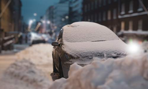 Мэр Симферополя призвал автомобилистов с пониманием отнестись к снегопаду