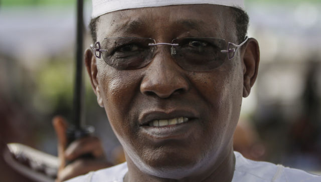 Потрясения Чада: президент погиб, границы закрыты, власть у военных