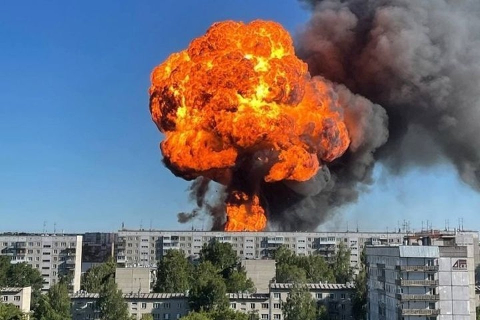 Глава Новосибирской области назвал причины пожара и взрывов на АЗС