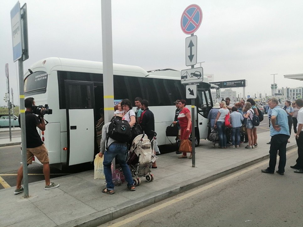 Пассажиров отмененного из-за авиакатастрофы рейса поселят в Николаевке