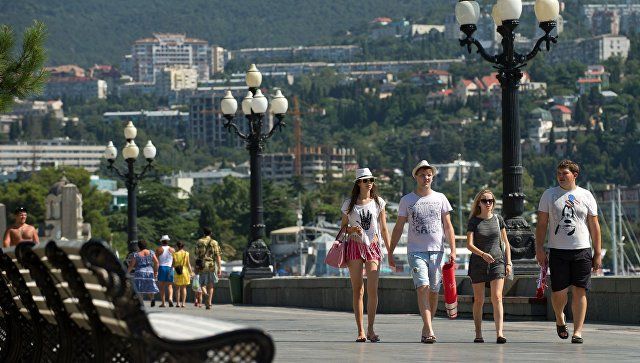 Крым открыт: сколько туристов из Украины ожидают в этом году на полуострове