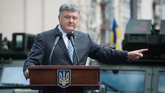 Украинский экс-министр предполагает, что Порошенко готовится к бегству