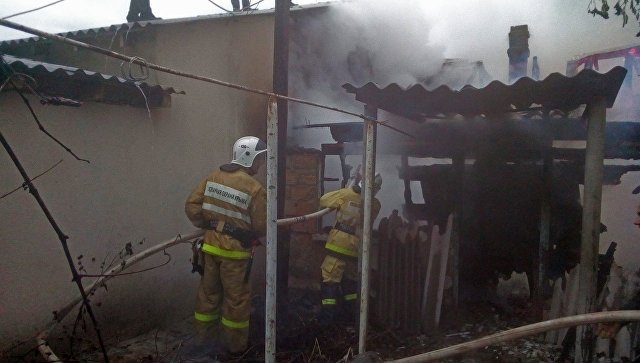 В Крыму горели два частных дома