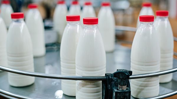 Российские эксперты предрекли рост цен на молоко, гречку и хлеб