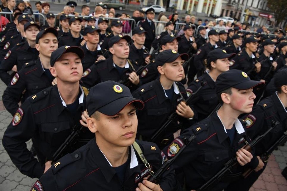 Фотофакт: курсанты МВД в Крыму присягнули на верность России