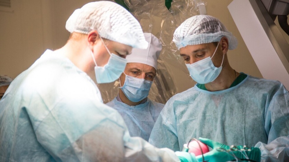 Минздрав РК: В нейрохирургическом отделении нового Многофункционального медицинского центра проведена первая высокотехнологичная операция