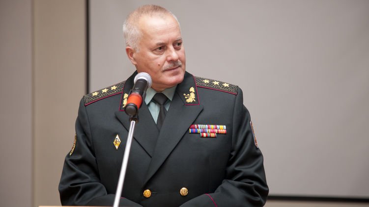 На Украине экс-начальника генштаба ВСУ обвинили в потере Крыма