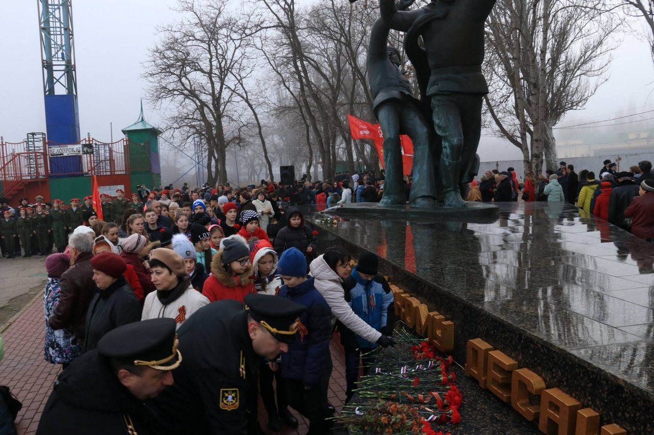 Фото митинга в память о Керченско-Феодосийском десанте #6475