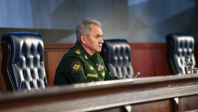 Шойгу сообщил о стягивании войск США и НАТО к границам России