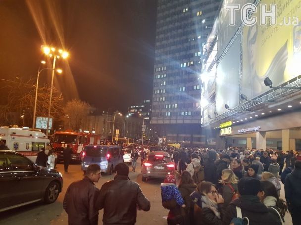 В Киеве из-за звонка о «минировании» ТЦ эвакуировали более 3 тыс человек