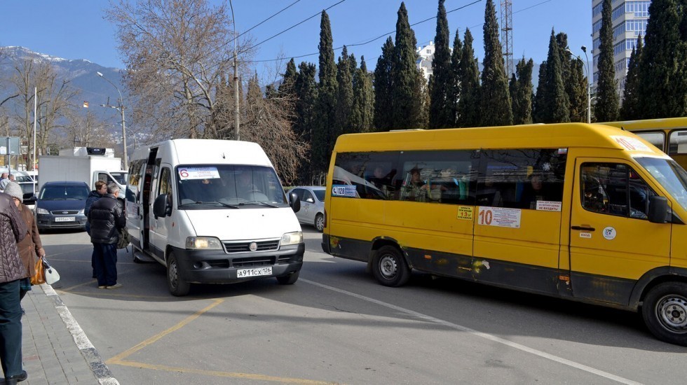 Работа общественного транспорта Ялты взята под строгий контроль Минтранса РК