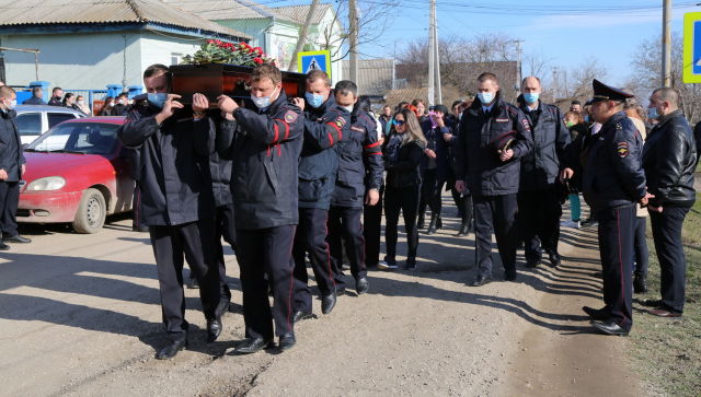 В Крыму простились с погибшими в ДТП полицейскими