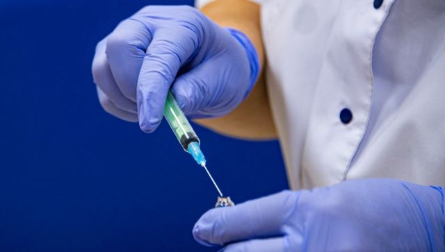 Массовая вакцинация россиян от COVID-19 начнется до конца недели