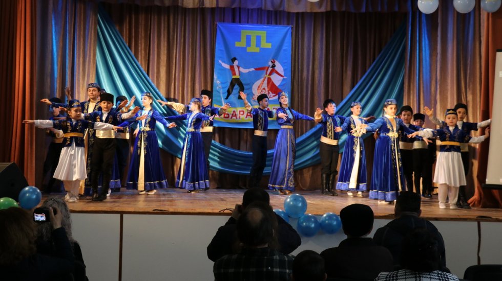Танцевальный ансамбль «Къара-Дагъ» отметил 28-летие