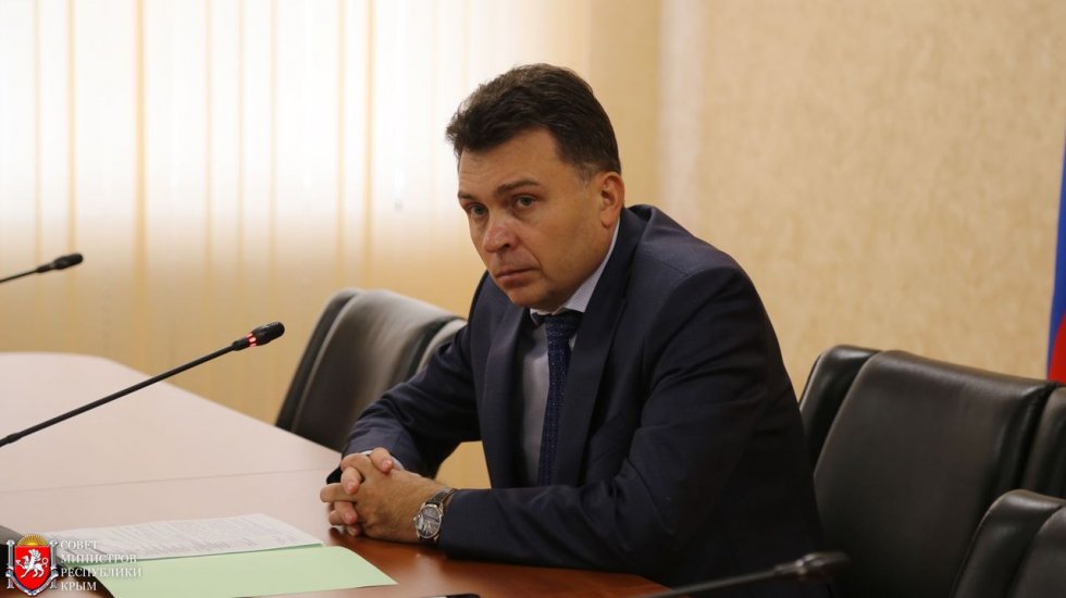 Игорь Михайличенко провел встречу с представителями Молодежного актива Крыма