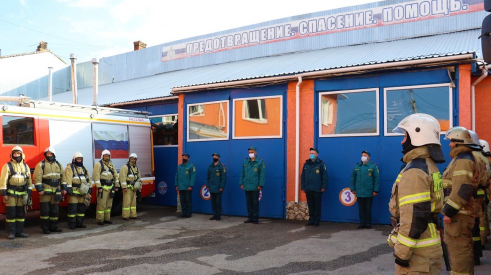 Пожарные Феодосии отметили свой профессиональный праздник