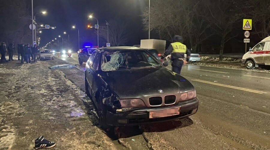 Водитель BMW насмерть сбил несовершеннолетнего пешехода на выезде из Симферополя