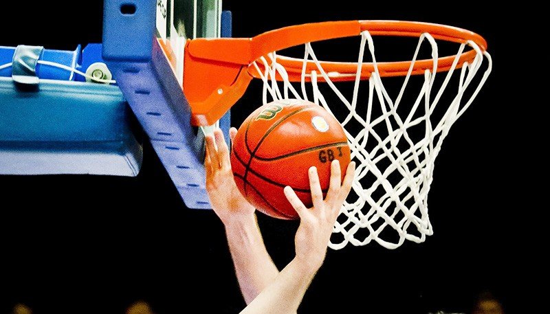 Шесть команд прошли без поражений первые два тура мужского баскетбольного чемпионата Крыма