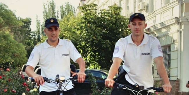 В Феодосии появились полицейские на велосипедах