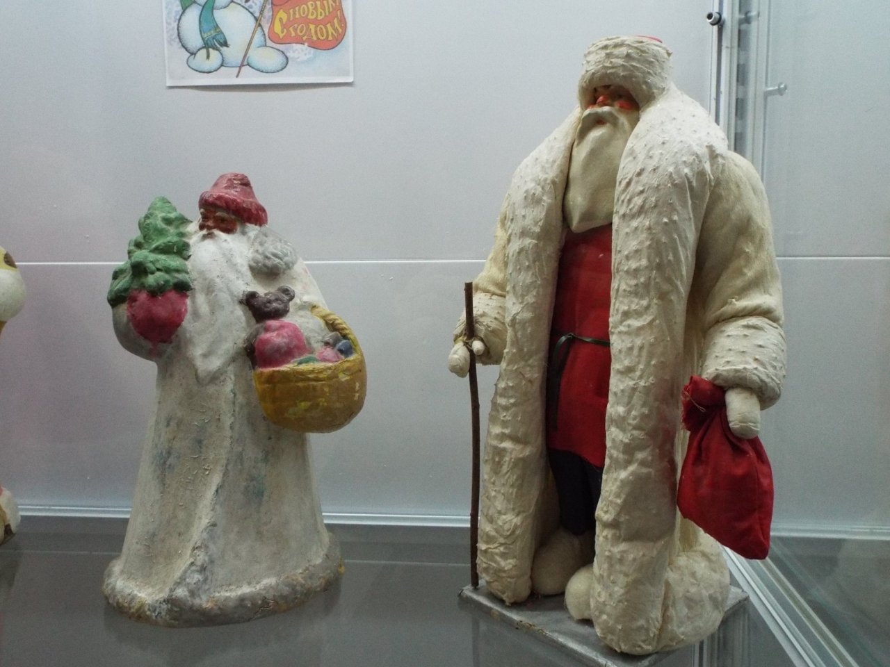 Фото выставки «Дед мороз из нашего детства» в Феодосии #6473