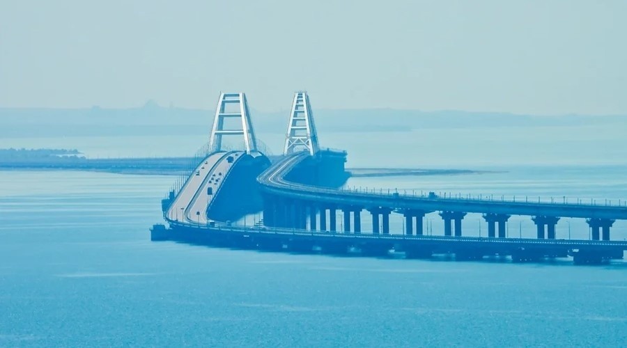 Восстановление Крымского моста, предположительно, займет до полутора месяцев – Аксенов
