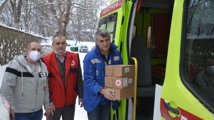 Минздрав РК: Российский Красный Крест передал благотворительную помощь Центру медицины катастроф и СМП