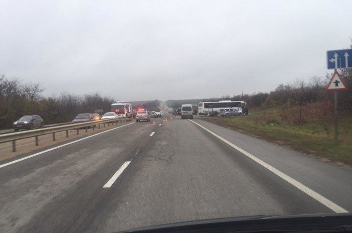 Страшное ДТП с автобусом в Крыму: есть погибший и пострадавшие