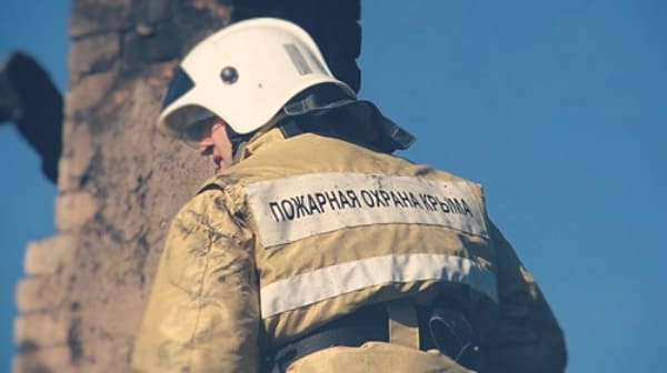Спасатели ликвидировали пожар в частном жилом доме в Красногвардейском районе