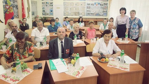 Единороссы Феодосии приняли участие в «Мосте памяти»