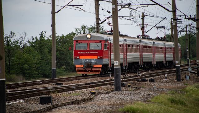 В Крыму вводятся абонементы для пассажиров пригородных поездов