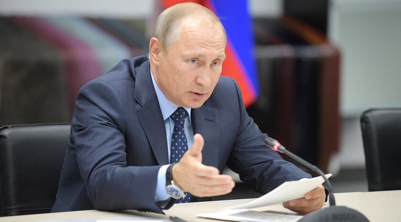 Путин поручил привести галерею Айвазовского в удовлетворительное состояние