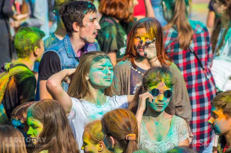 Фестиваль красок в Феодосии, май 2018 #11092