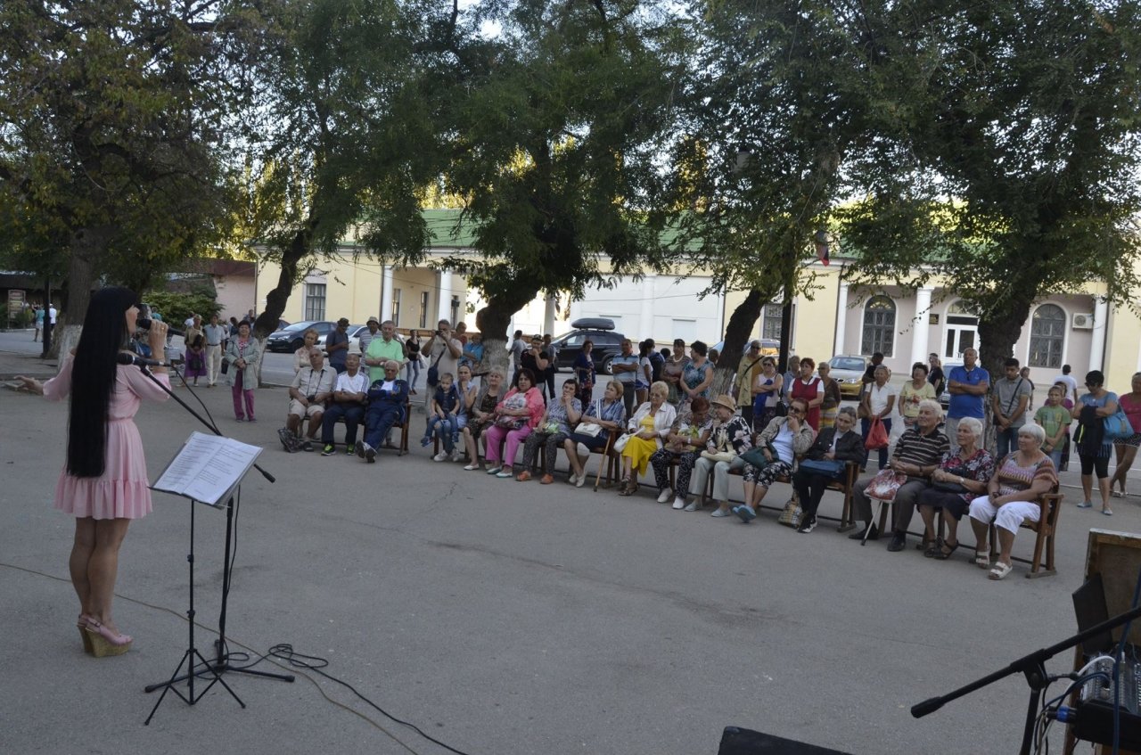 Фото концерта в Феодосии ко Дню флага и герба Крыма #4308