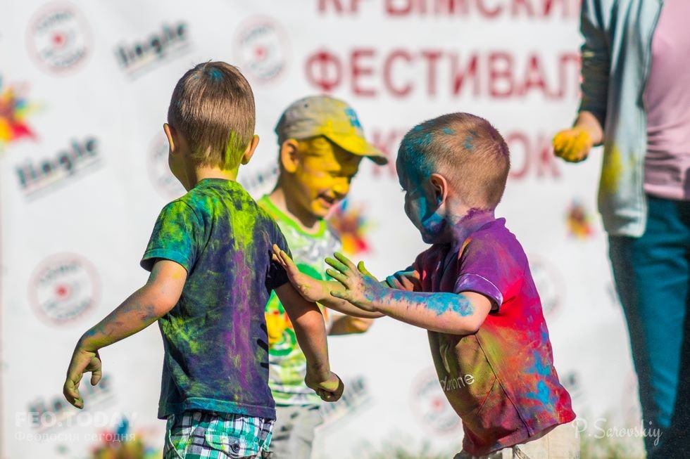 Фестиваль красок в Феодосии, май 2018 #11147