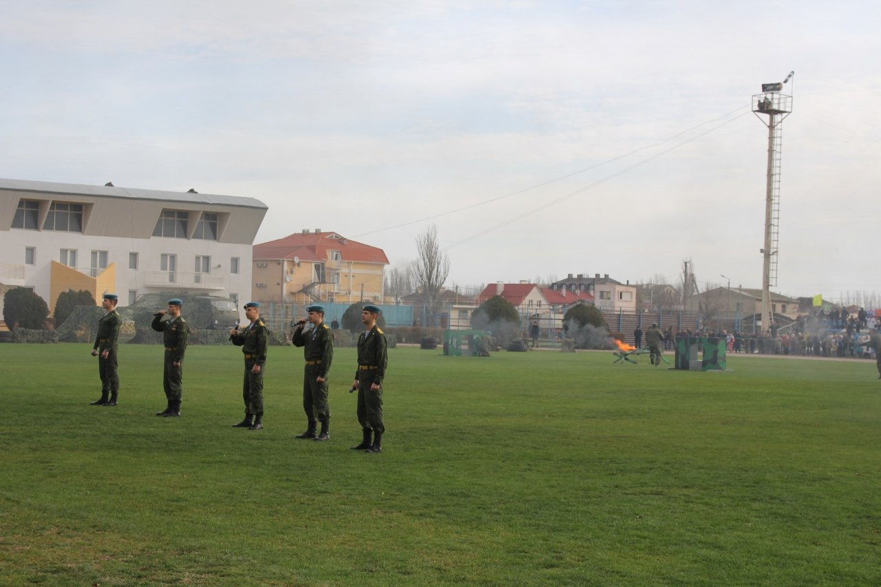 Фото торжественного открытия десантного батальона в Феодосии #5931
